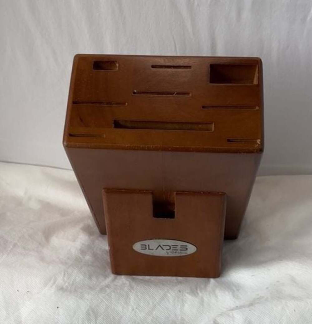 Blades by Rick Maurer Wooden Knife Block Storage Stand
